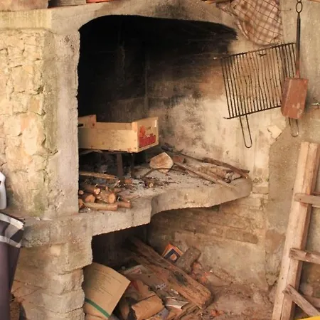 Apartments By The Sea Lukoran Lukoran